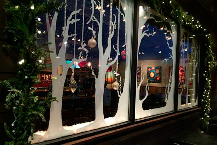 2015 Holiday Window Decorating Contest Winners