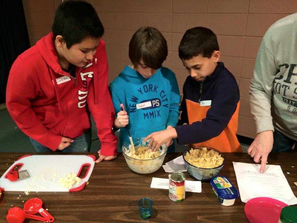 Asheville Chefs Elliott Moss and Suzy Phillips Encourage Culinary Learning at Hall Fletcher Elementary