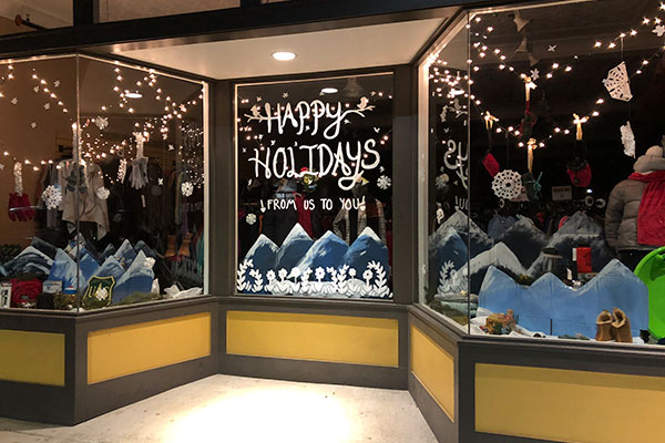 2017 Holiday Window Awards