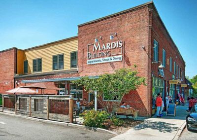 Mardis Building apartments, shops & dining